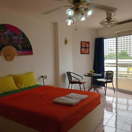 B&B View Talay 1B Apartments Pattaya Eksteriør bilde
